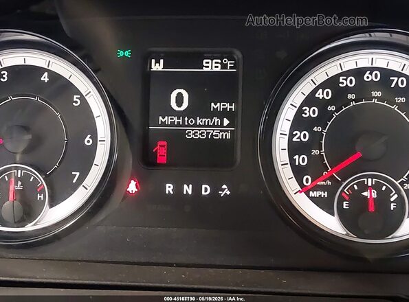 1C6RR6FG8JS303609 2018 RAM 1500 White 