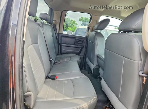 1C6RR6FG8KS529909 2019 RAM 1500 Черный Вид задних сидений