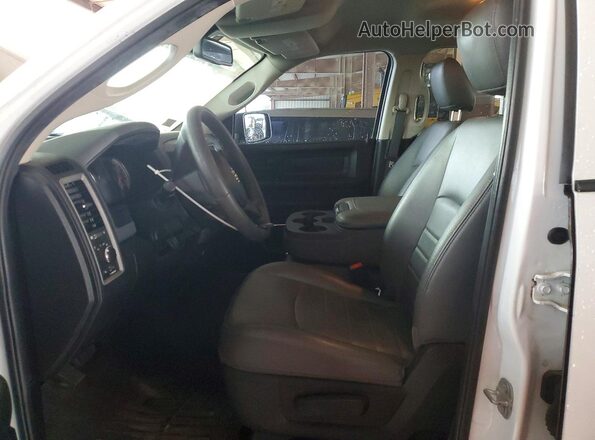 1C6RR6FG9LS116706 2020 RAM 1500 White წინა სალონის ხედი