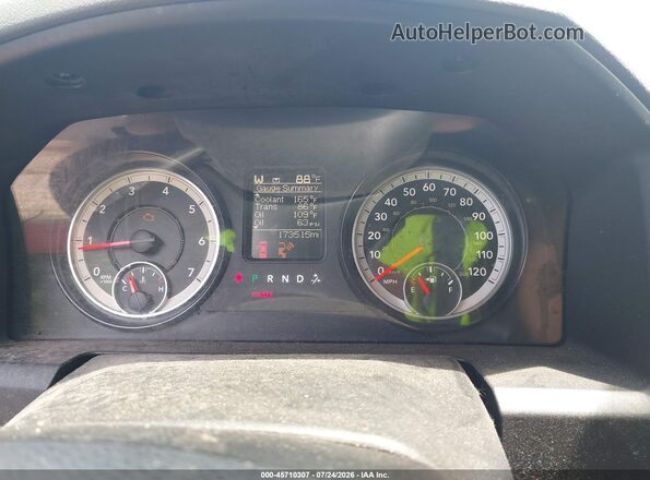 1C6RR6FGXHS769021 2017 RAM 1500 Black Widok tylnych siedzeń