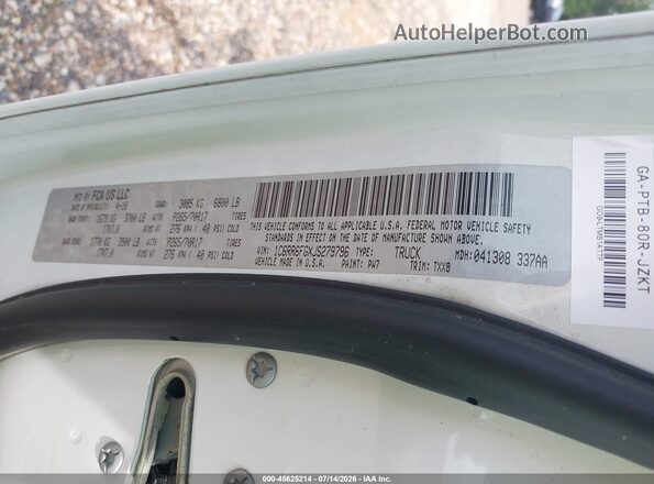 1C6RR6FGXJS279796 2018 RAM 1500 White ძრავის განყოფილების ხედი