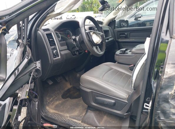 1C6RR6FGXJS296646 2018 RAM 1500 Black Widok wnętrza z przodu