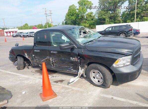 1C6RR6FGXJS296646 2018 RAM 1500 Black Widok wnętrza z tyłu