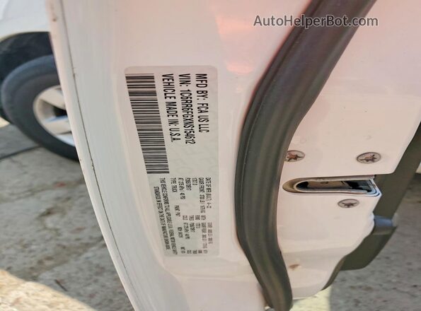 1C6RR6FGXNS154612 2022 RAM 1500 Белый Вид подкапотного пространства