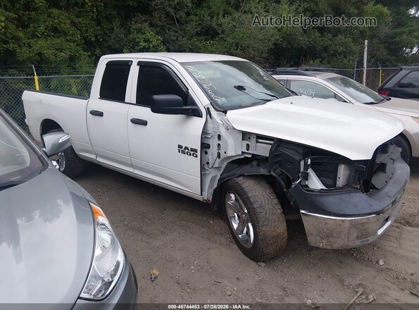 1C6RR6FM6GS388514 2016 RAM 1500 Белый Вид задней части салона