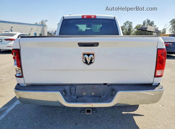 1C6RR6FM6JS225935 2018 RAM 1500 White Հետևի տեսք