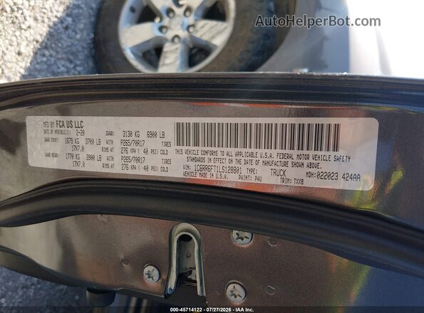 1C6RR6FT1LS128801 2020 RAM 1500 CLASSIC Gray Vista del compartimento del motor