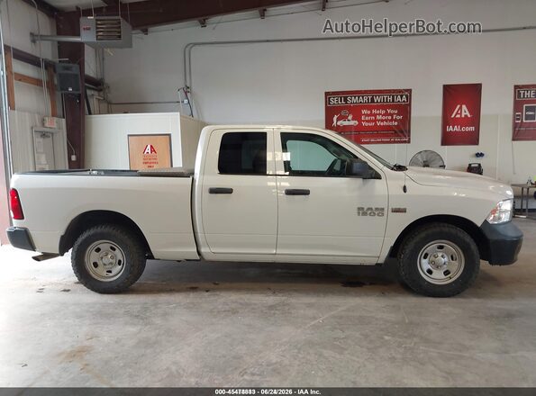 1C6RR6FT4HS542002 2017 RAM 1500 White Widok wnętrza z tyłu