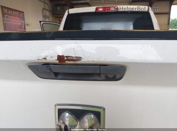 1C6RR6FT4HS549743 2017 RAM 1500 Белый Вид спереди