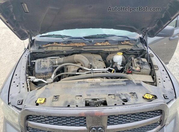 1C6RR6FT4JS325443 2018 RAM 1500 Gray Սալոնի հետևի տեսք