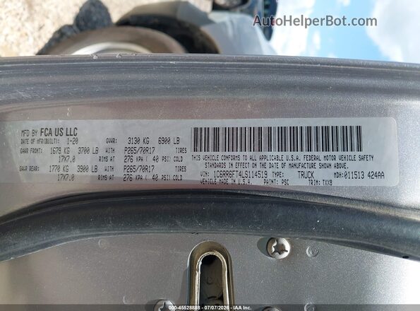 1C6RR6FT4LS114519 2020 RAM 1500 CLASSIC Silver Vista del compartimento del motor