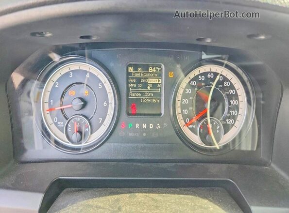 1C6RR6FT5MS533920 2021 RAM 1500 White Instrument cluster view