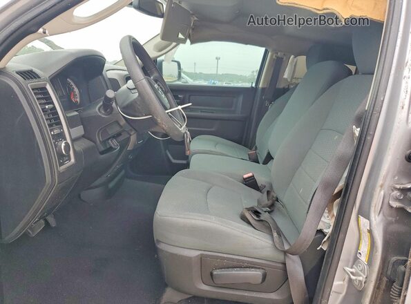 1C6RR6FT7LS147613 2020 RAM 1500 Silver Widok wnętrza z przodu