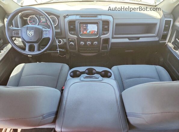 1C6RR6FT8HS662871 2017 RAM 1500 Gray Вид панелі приладів