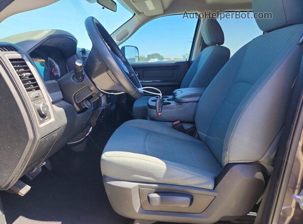 1C6RR6FT8HS662871 2017 RAM 1500 Gray Вид салону спереду