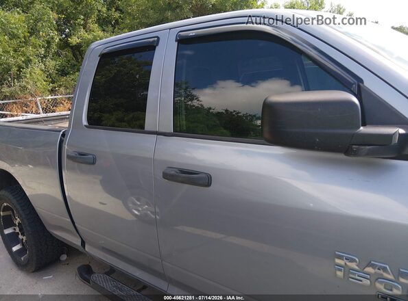 1C6RR6FT9LS147578 2020 RAM 1500 CLASSIC Silver Widok wnętrza z tyłu