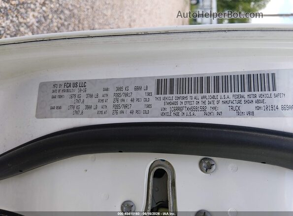 1C6RR6FTXHS591592 2017 RAM 1500 White Շարժիչի բաժամունքի տեսք