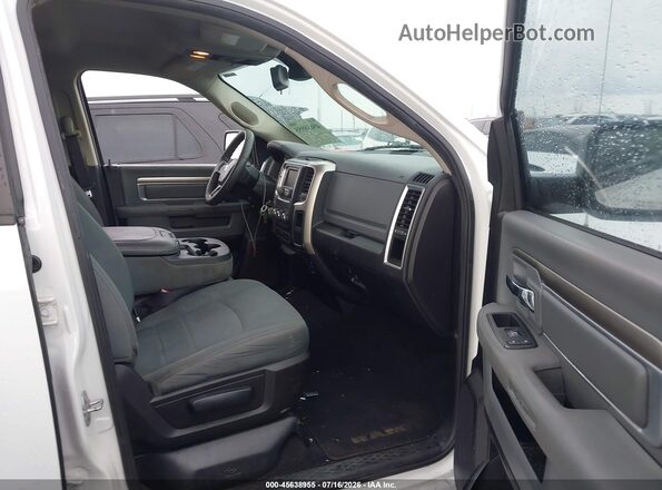 1C6RR6GG4GS207757 2016 RAM 1500 White Вид салону спереду