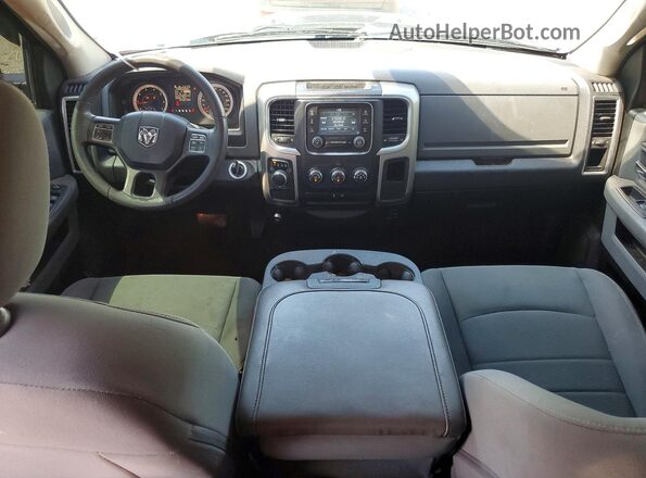 1C6RR6GG5HS703202 2017 RAM 1500 Gray Вид панелі приладів