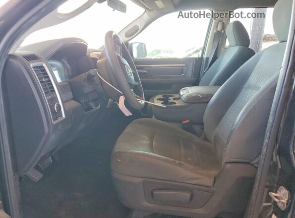 1C6RR6GG5HS803932 2017 RAM 1500 Black Front interior view