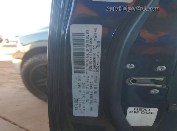 1C6RR6GG5HS803932 2017 RAM 1500 Black Engine compartment view
