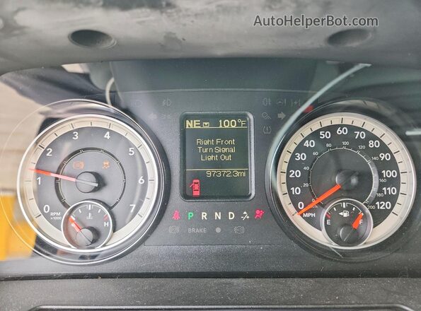 1C6RR6GT3HS676269 2017 RAM 1500 Gray ხელსაწყოთა პანელის ხედი