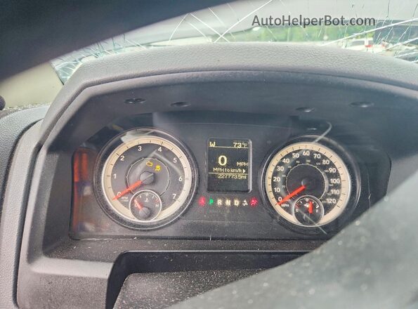 1C6RR6GT4GS382278 2016 RAM 1500 Gray Вид щитка приладів
