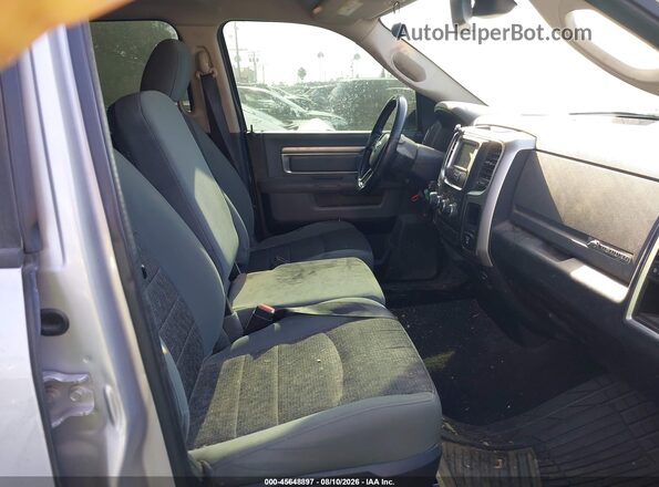 1C6RR6GT4GS393992 2016 RAM 1500 Silver წინა სალონის ხედი