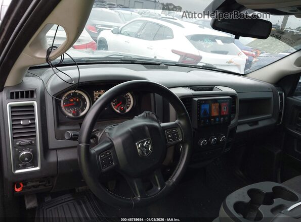 1C6RR6GT8GS221058 2016 RAM 1500 Черный 