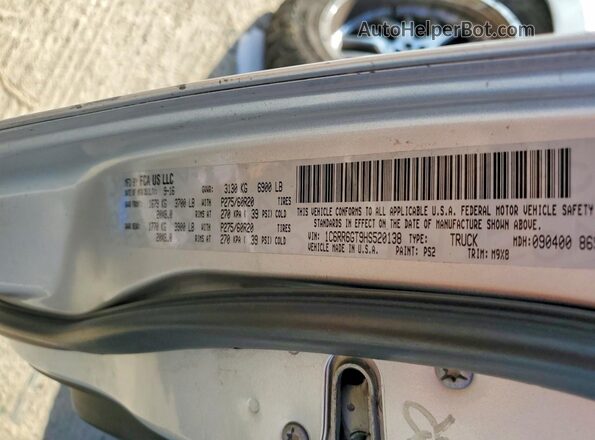 1C6RR6GT9HS520138 2017 RAM 1500 Silver Вид наклейки з VIN-кодом