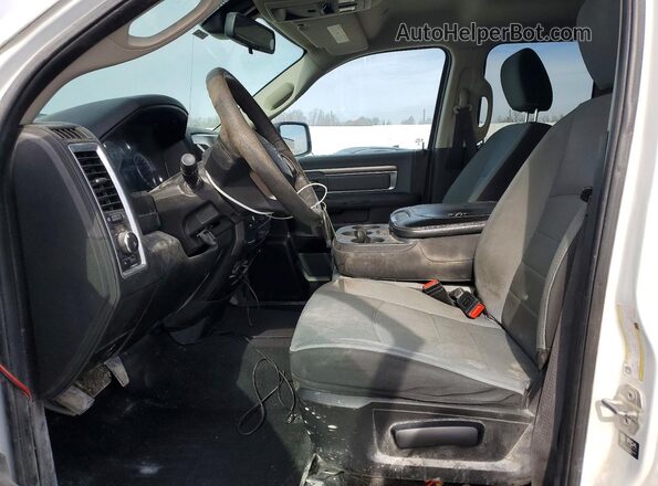 1C6RR6GT9MS547950 2021 RAM 1500 Белый Вид салона спереди