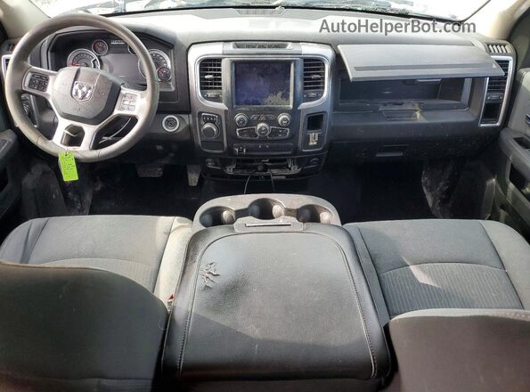 1C6RR6GT9MS547950 2021 RAM 1500 Белый Вид панели приборов