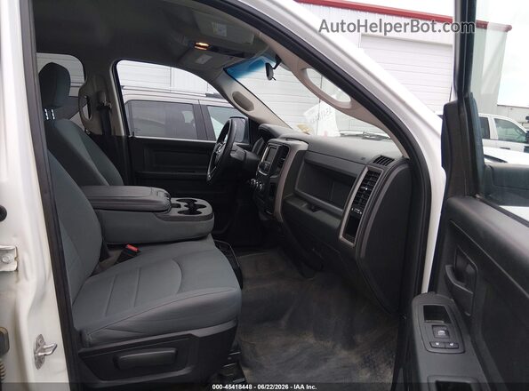 1C6RR6KG2HS768726 2017 RAM 1500 White Vista interior delantera