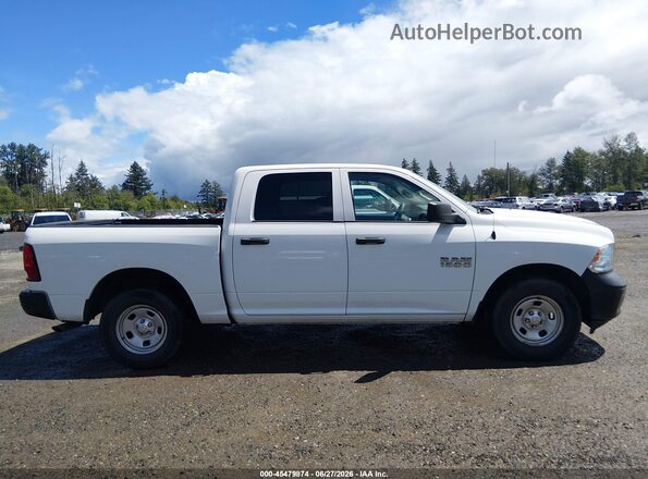 1C6RR6KG2JS298607 2018 RAM 1500 Белый Вид задней части салона