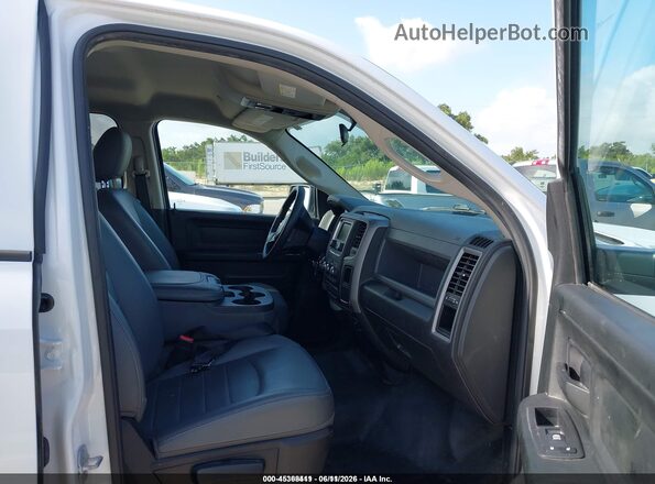 1C6RR6KG3JS317178 2018 RAM 1500 White Vista interior delantera