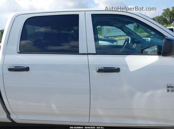 1C6RR6KG3JS317178 2018 RAM 1500 White Vista del cuadro de instrumentos