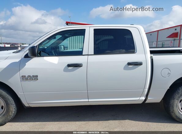 1C6RR6KG3JS317178 2018 RAM 1500 White Vista interior trasera