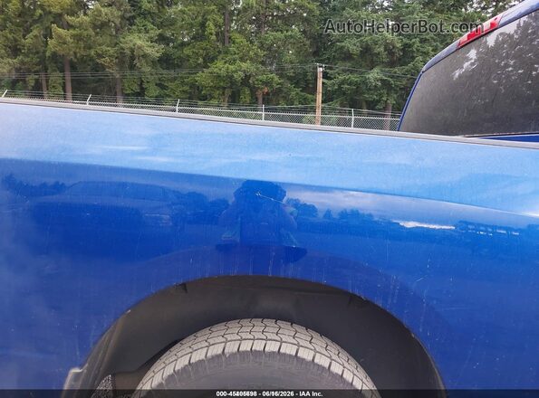 1C6RR6KG4HS821572 2017 RAM 1500 Синий Вид спереди