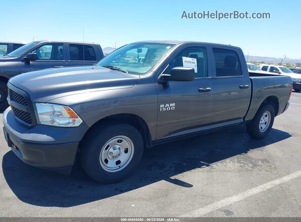 1C6RR6KG5JS256223 2018 RAM 1500 Серый Вид задней части салона