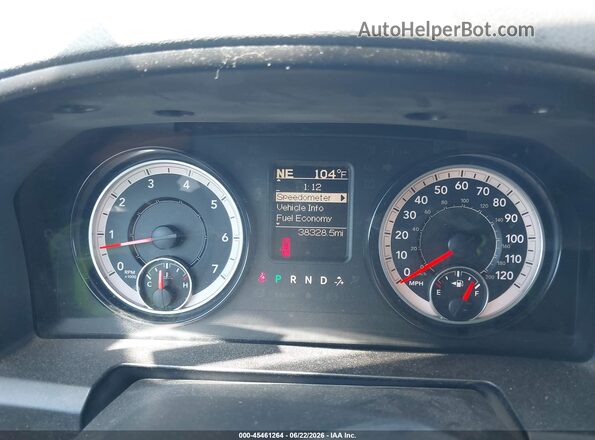 1C6RR6KG6HS844741 2017 RAM 1500 Серый Вид задних сидений