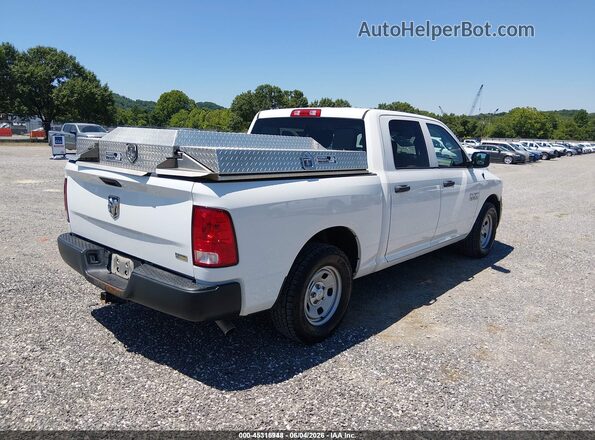 1C6RR6KG6JS298612 2018 RAM 1500 White Rear right
