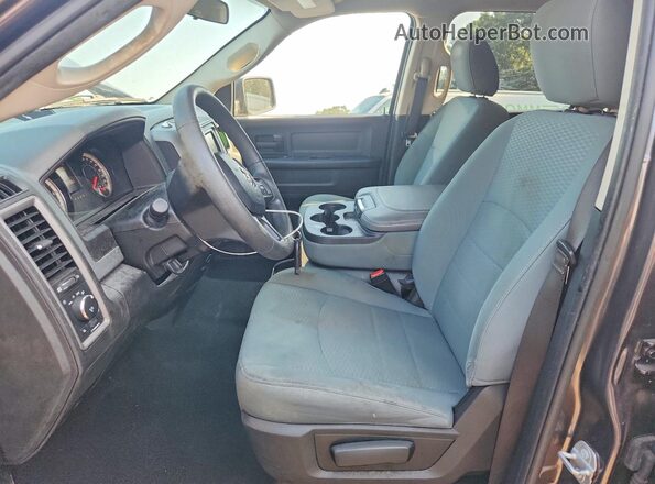 1C6RR6KG6JS304750 2018 RAM 1500 Charcoal Front interior view