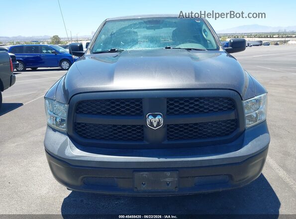 1C6RR6KG7JS256224 2018 RAM 1500 Серый Вид спереди