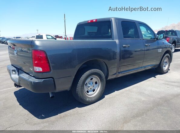 1C6RR6KG7JS256224 2018 RAM 1500 Серый Задняя правая четверть