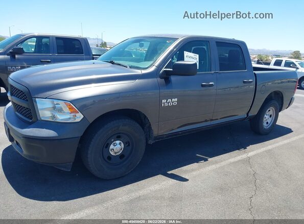 1C6RR6KG7JS256224 2018 RAM 1500 Серый Вид задней части салона