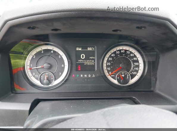 1C6RR6KG7JS303624 2018 RAM 1500 Silver Հետևի նստատեղերի տեսք