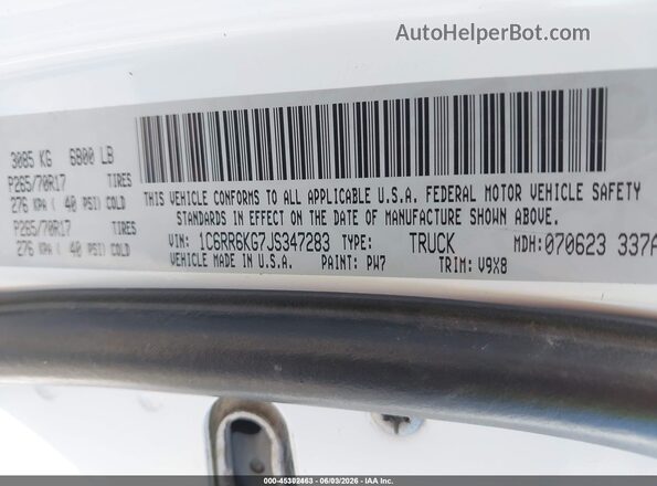 1C6RR6KG7JS347283 2018 RAM 1500 Белый Вид подкапотного пространства