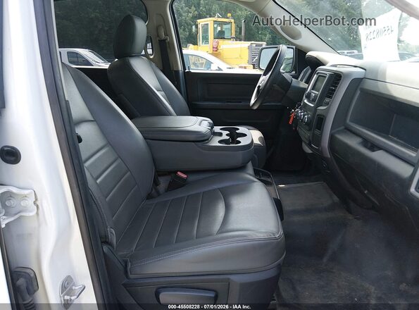 1C6RR6KG8JS298627 2018 RAM 1500 White Սալոնի դիմացի տեսք