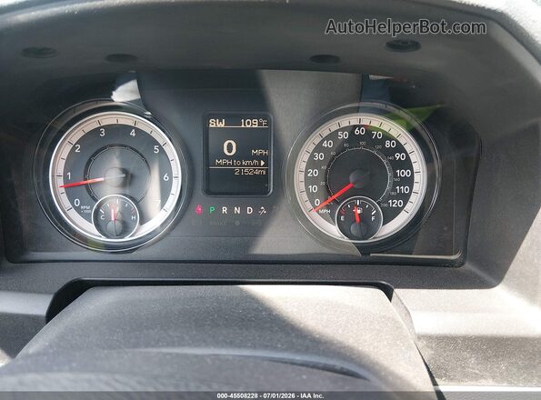 1C6RR6KG8JS298627 2018 RAM 1500 White Հետևի նստատեղերի տեսք