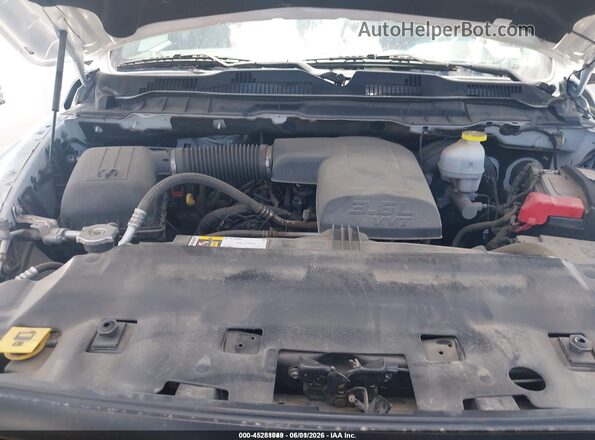 1C6RR6KG8MS572073 2021 RAM 1500 CLASSIC White Հետևի տեսք